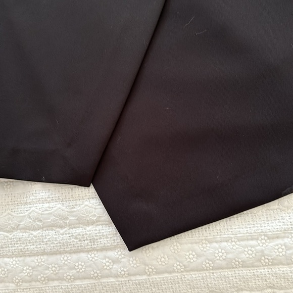 Donna Karan black pencil skirt - Picture 2 of 4